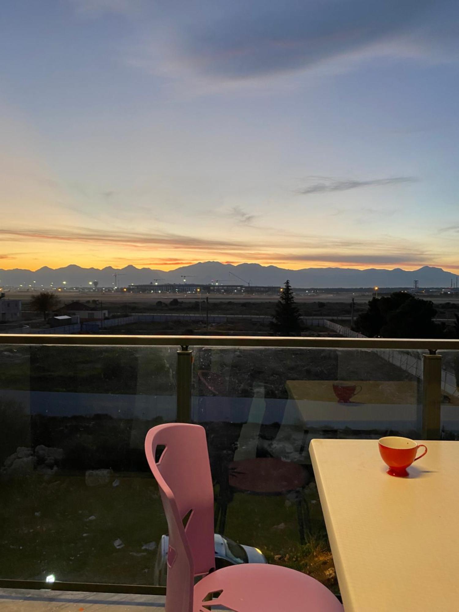 Antalya Havalimanina Yakin Havuzlu 1+1 Lux Daire エクステリア 写真